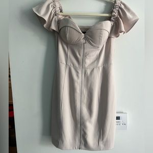 Lavish Alice Tan / Nude off the shoulder dress